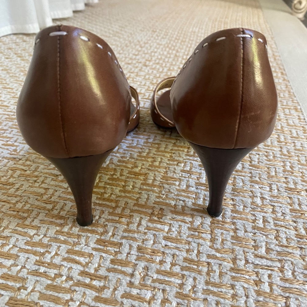 Vintage St. John Brown Open Toe Heels with Contrast Stitching 7.5 - Picture 4 of 7